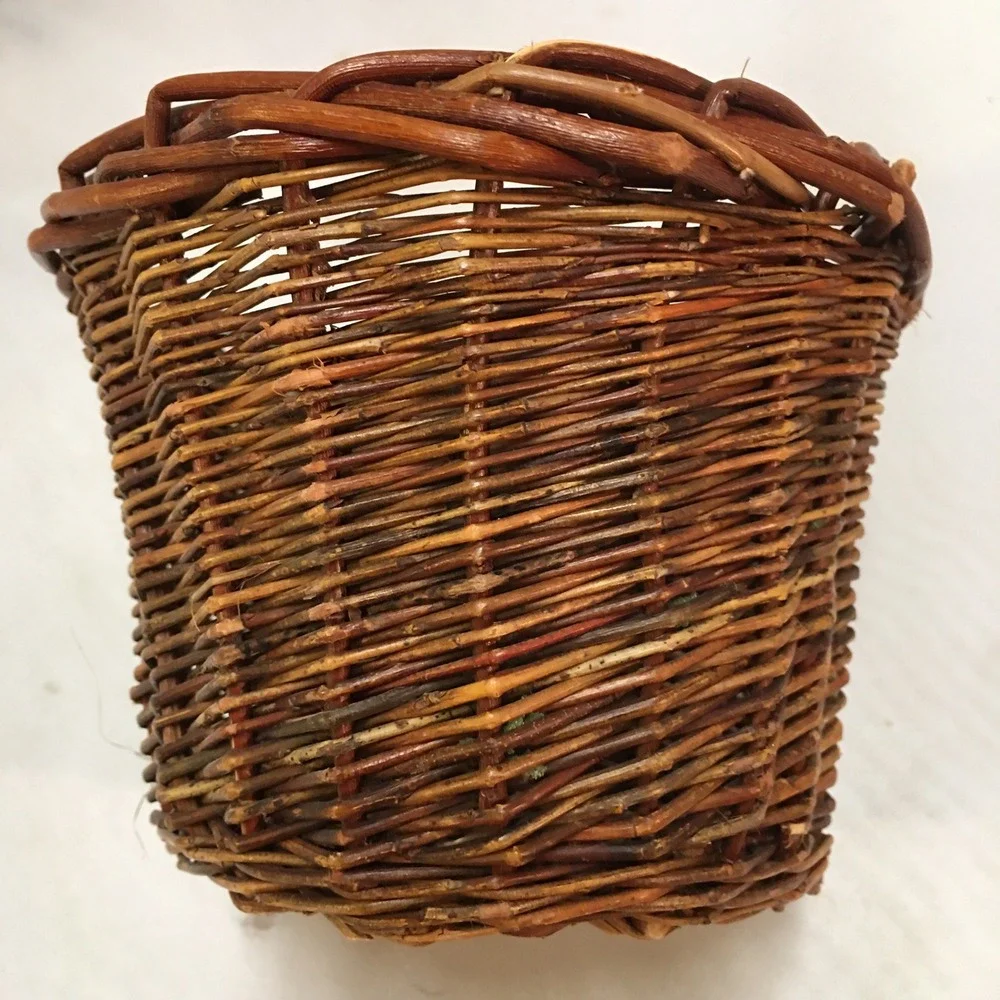 Woven Wicker Basket Home Decor Small Brown‎ Rustic Grapevine Style Bohemian